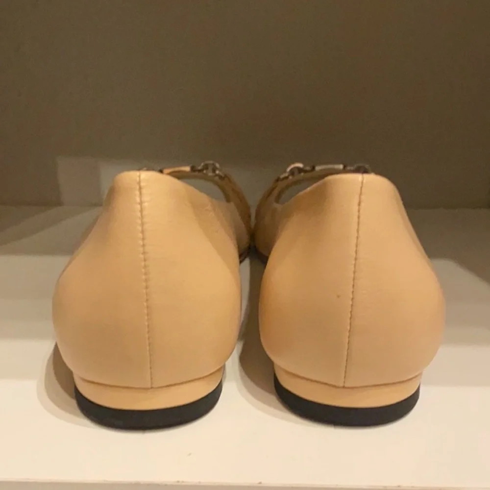 GUCCI TAN FLATS - Picture 6 of 11